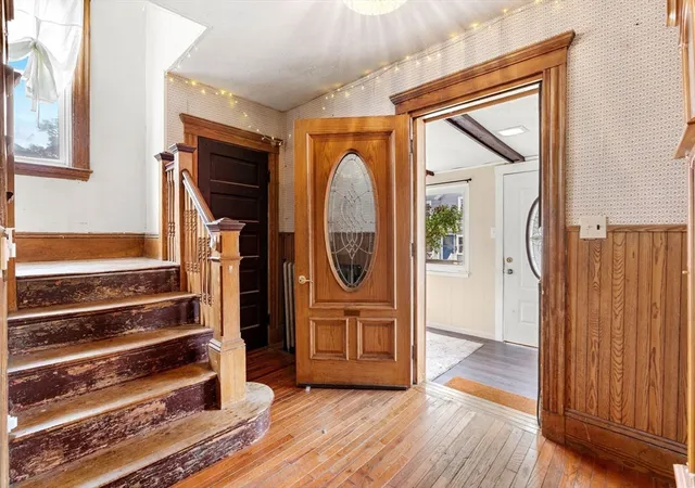 Photo 4 of Sale Pending at 29 Eastern Ave, Beverly, MA 01915 | MLS# 73569174 | Listing updated on 2026-09-15