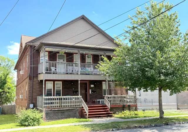 Homes for sale in West Springfield, MA | 71 Hill St, West Springfield, MA 01089 | MLS# 73544626