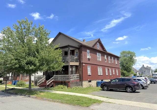Homes for sale in West Springfield, MA | 71 Hill St, West Springfield, MA 01089 | MLS# 73544626