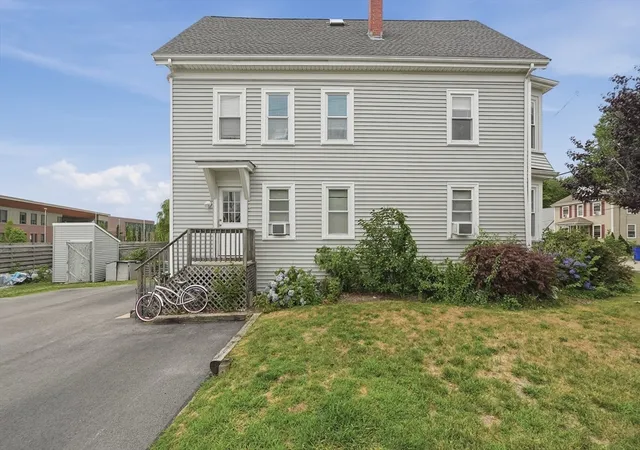 31st image of 152 154 Reed St, Rockland, MA 02370 | MLS# 73551192