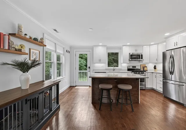 Photo 4 of Sale Pending at 15 Pheasant Ln, Woburn, MA 01801 | MLS# 73565809 | Listing updated on 2026-09-04