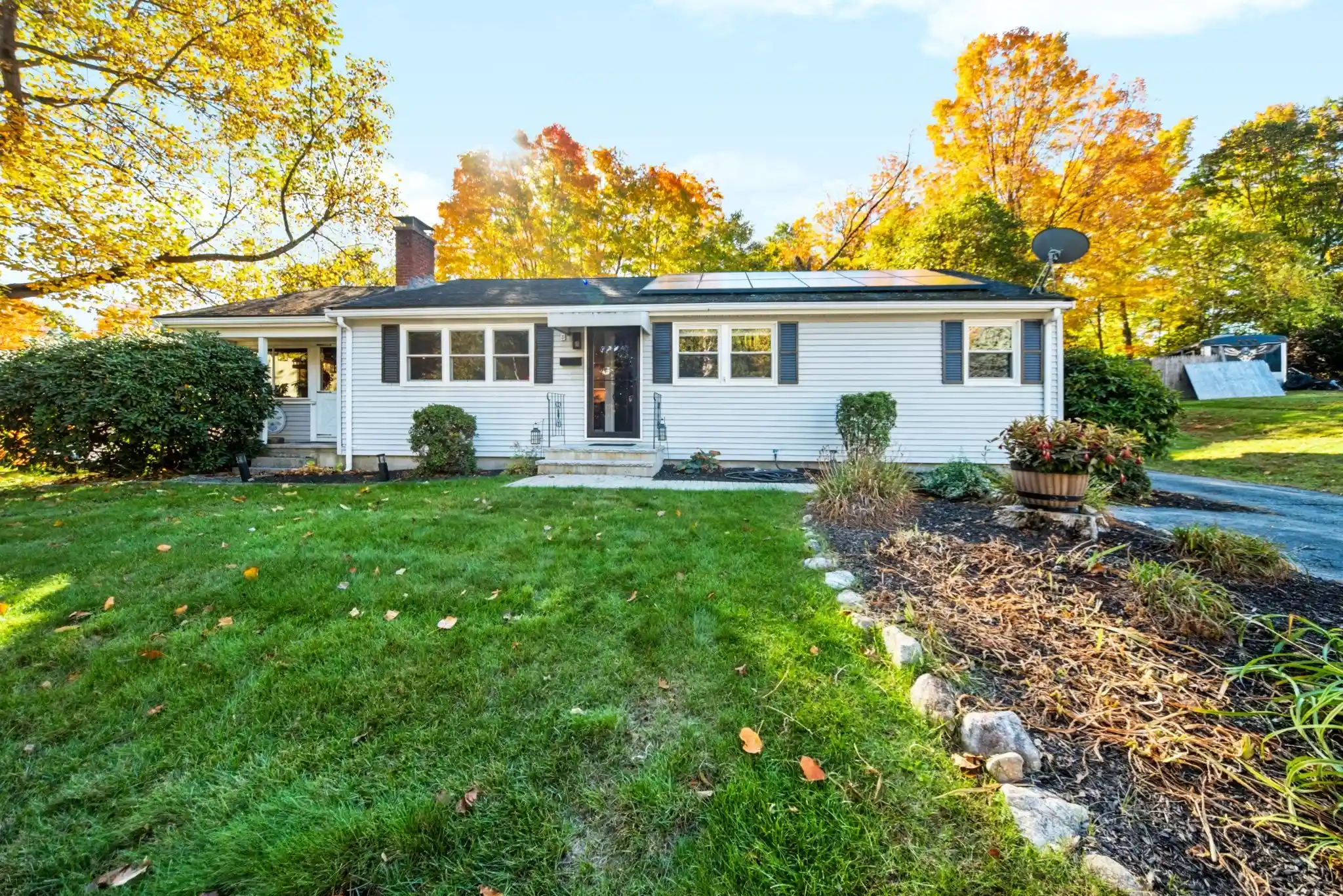 Single family home for sale at 8 Clearview Dr, Marlborough, MA 01752 | MLS# 73593827