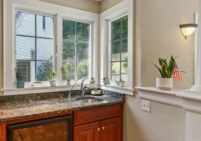 Homes for sale in Haverhill, MA | 83 Longview St, Haverhill, MA 01830 | MLS# 73537494