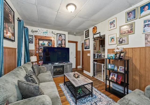 4th image of 1 Dublin St, Lowell, MA 01854 | MLS# 73552035