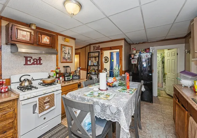 5th image of 1 Dublin St, Lowell, MA 01854 | MLS# 73552035