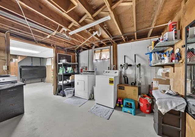 40th image of 19 Pinehill St, East Taunton, MA 02718 | MLS# 73552294