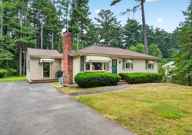 4th image of 19 Pinehill St, East Taunton, MA 02718 | MLS# 73552294