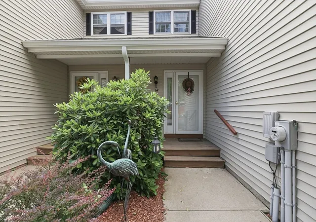 2nd image of 34 Saw Mill Pond Rd #34, Fitchburg, MA 01420 | MLS# 73539464