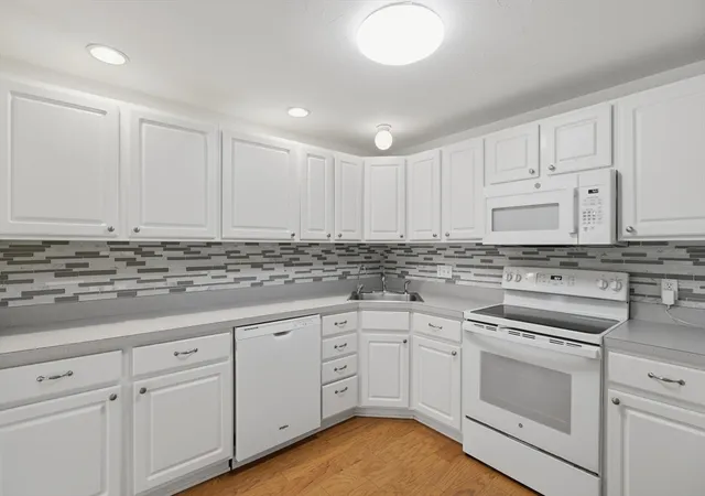 5th image of 34 Saw Mill Pond Rd, Fitchburg, MA 01420