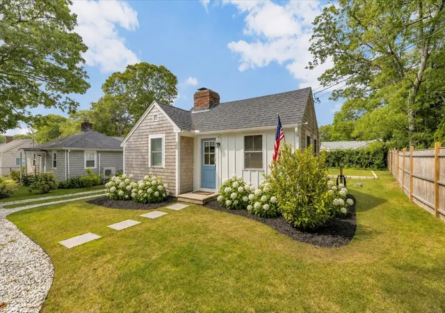 Homes for sale in West Yarmouth, MA | 25 Lake Rd E, West Yarmouth, MA 02673 | MLS# 73540881