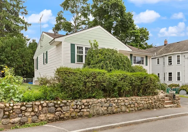 Photo 3 of Sale Pending at 35 Northend Avenue, Salem, MA 01970 | MLS# 73566919 | Listing updated on 2026-09-30