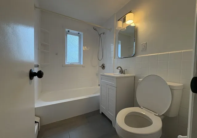 Homes for sale in Woburn, MA | 1 Albert Dr #8, Woburn, MA 01801 | MLS# 73533574