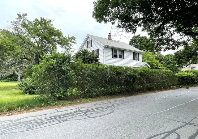 Homes for sale in Burlington, MA | 3 Lowell St, Burlington, MA 01803 | MLS# 73533141
