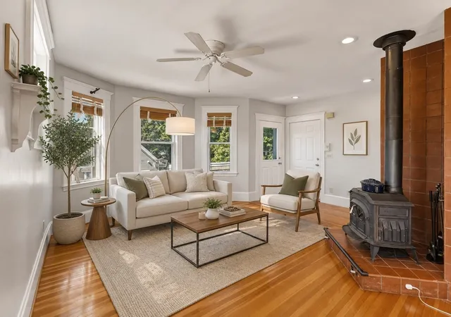 1st image of 45 47 Chestnut St #3, Cambridge, MA 02139 | MLS# 73560056