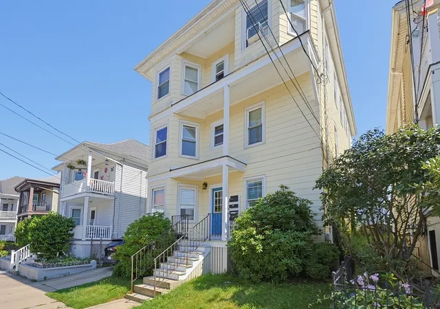 2nd image of 126 Princeton St, New Bedford, MA 02745 | MLS# 73565606