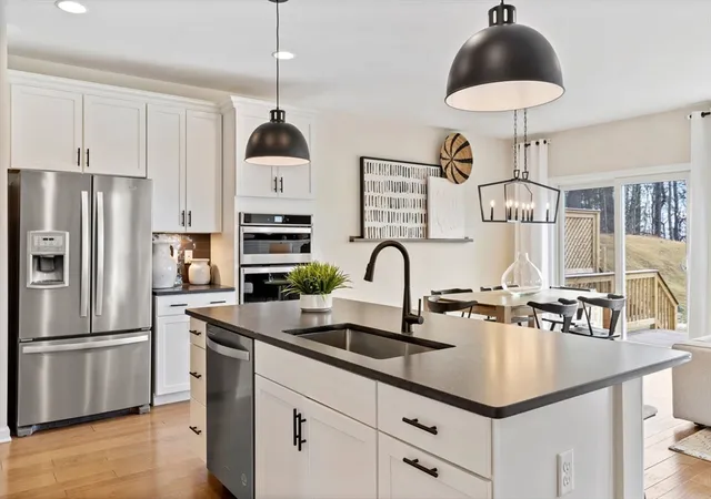 Photo 3 of Sale Pending at 25 Emerald Run #15, Shrewsbury, MA 01545 | MLS# 73555232 | Listing updated on 2026-08-26