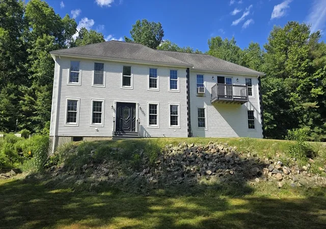 Homes for sale in Brookfield, MA | 8 Martin Rd, Brookfield, MA 01506 | MLS# 73543705