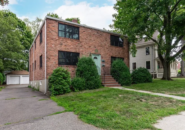 1st image of 388 Crescent St #1, Waltham, MA 02453 | MLS# 73565404