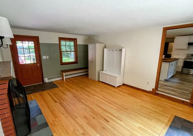 5th image of 171 Yew Street, Douglas, MA 01516 | MLS# 73555290