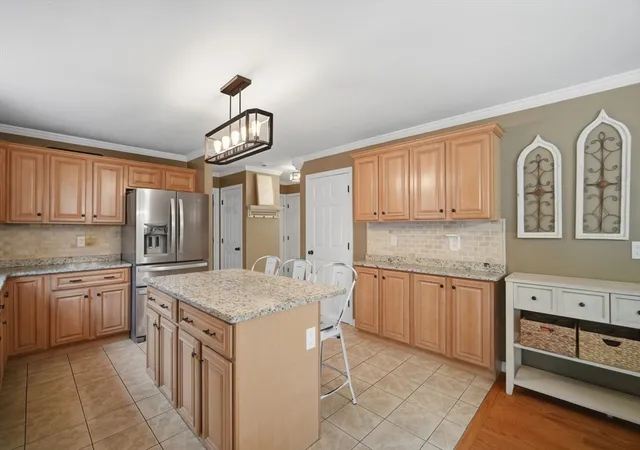 Homes for sale in Ware, MA | 43 Moriarty Rd, Ware, MA 01082 | MLS# 73519714