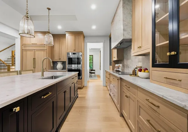 4th image of 29 Hartford St, Dover, MA 02030 | MLS# 73562073