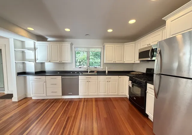 Photo 3 of Single family home for sale at 17 Russell Rd, Winchester, MA 01890 | MLS# 73566405 | Listing updated on 2026-09-08
