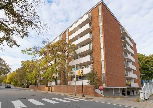 1st image of 29 Concord Ave #212, Cambridge, MA 02138 | MLS# 73555670