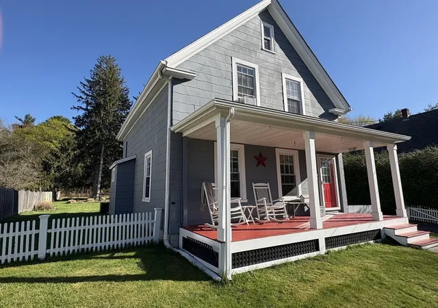 Homes for sale in Bellingham, MA | 9 Ray Ave, Bellingham, MA 02019 | MLS# 73509165