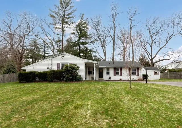 3rd image of 17 Ralph Rd, Raynham, MA 02767 | MLS# 73500943