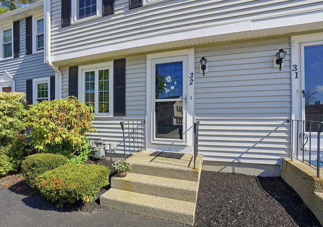 3rd image of 848 Plain St, Marshfield, MA 02050