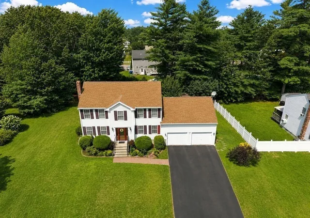 Photo 2 of Single family home for sale at 35 Meeshawn Ave, East Taunton, MA 02718 | MLS# 73564560 | Listing updated on 2026-09-15