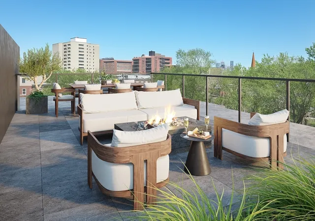 5th image of 80 Vernon #Unit PH B, Brookline, MA 02446 | MLS# 73536641