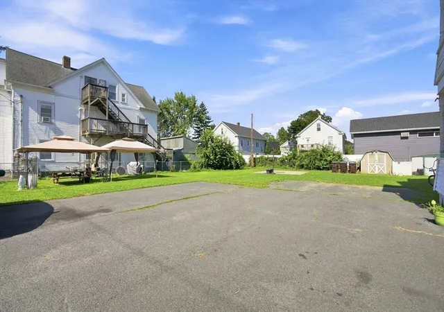 Listing Photo 4 - Condo for sale in building located at 23 Frederick St, Westfield, MA 01085