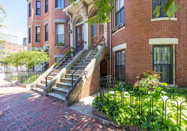 Homes for sale in Boston, MA | 193 West Canton Street, Boston, MA 02116 | Houzeo