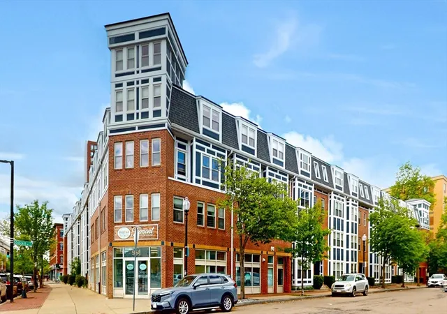 Homes for sale in Boston, MA | 2 Douglass Park #5, Boston, MA 02118 | MLS# 73519395