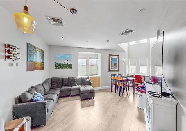 Homes for sale in Boston, MA | 2 Douglass Park, Boston, MA 02118