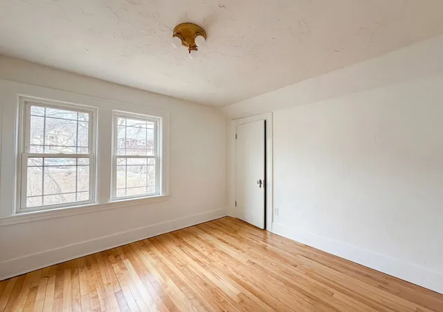 Homes for sale in Worcester, MA | 10 Perrot St, Worcester, MA 01602 | MLS# 73495243