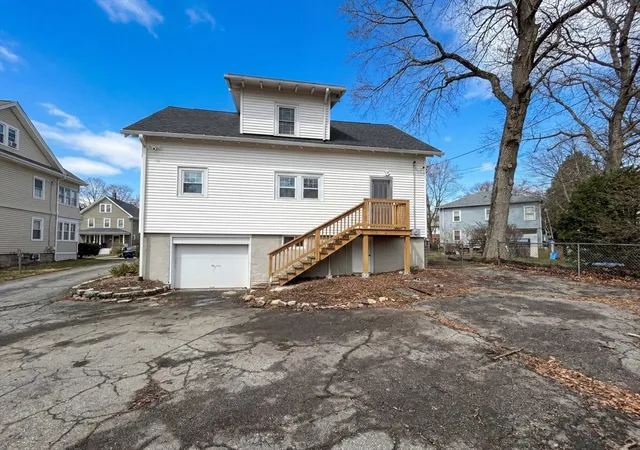 Homes for sale in Worcester, MA | 10 Perrot St, Worcester, MA 01602 | MLS# 73495243