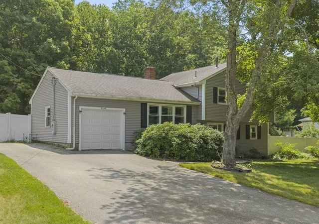 Homes for sale in Walpole, MA | 5 Whiting Ave, Walpole, MA 02081 | MLS# 73547723