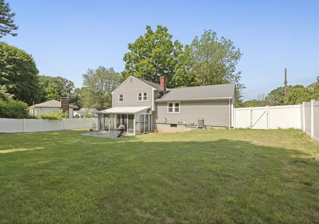 Homes for sale in Walpole, MA | 5 Whiting Ave, Walpole, MA 02081 | MLS# 73547723
