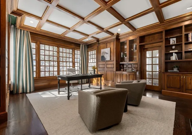 4th image of 200 Pond Road, Wellesley, MA 02482 | MLS# 73329026