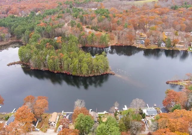 Homes for sale in Charlton, MA | 59 Cranberry Meadow Shore Rd, Charlton, MA 01507 | MLS# 73494385