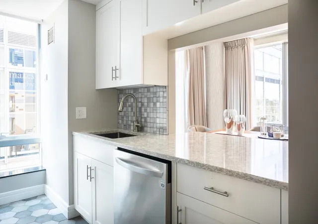 Homes for sale in Boston, MA | 3 Avery St #604, Boston, MA 02111 | MLS# 73542555
