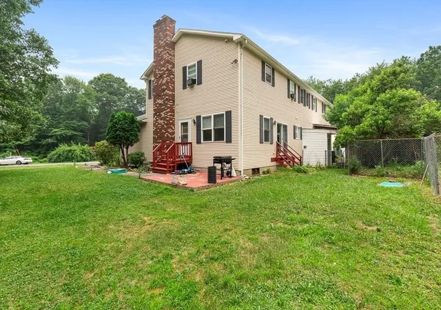 4th image of 29 Sammy'S Lane, Freetown, MA 02702 | MLS# 73567116