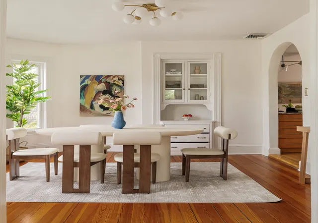 4th image of 66 Walden St #2, Cambridge, MA 02140 | MLS# 73545911