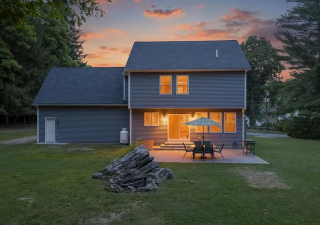Homes for sale in Thompson, CT | 501 Quaddick Road, Thompson, CT 06277 | MLS# 73539892