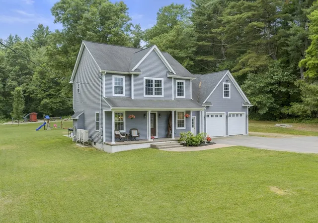 Homes for sale in Thompson, CT | 501 Quaddick Road, Thompson, CT 06277 | MLS# 73539892