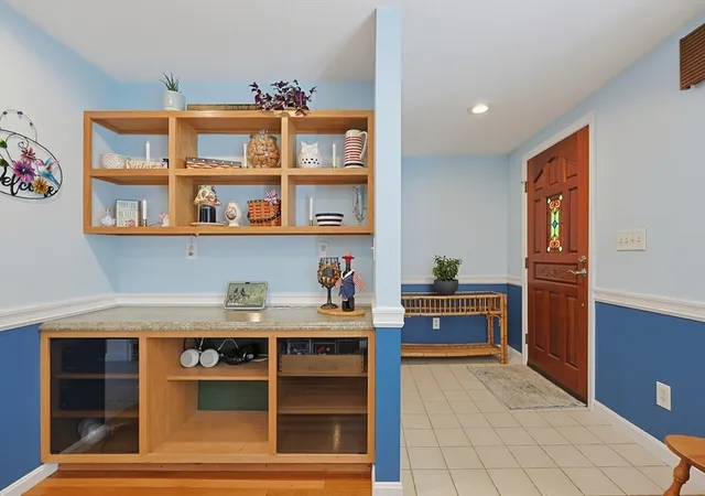 3rd image of 343 Central St, Foxboro, MA 02035 | MLS# 73567645