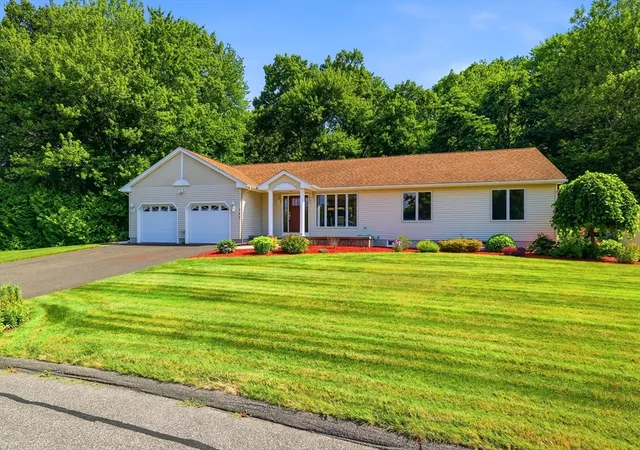 41st image of 142 Oak Knoll Cir, Ludlow, MA 01056 | MLS# 73558832