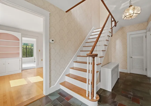 Photo 3 of Sale Pending at 21 Job Cushing Rd, Shrewsbury, MA 01545 | MLS# 73562600 | Listing updated on 2026-09-01